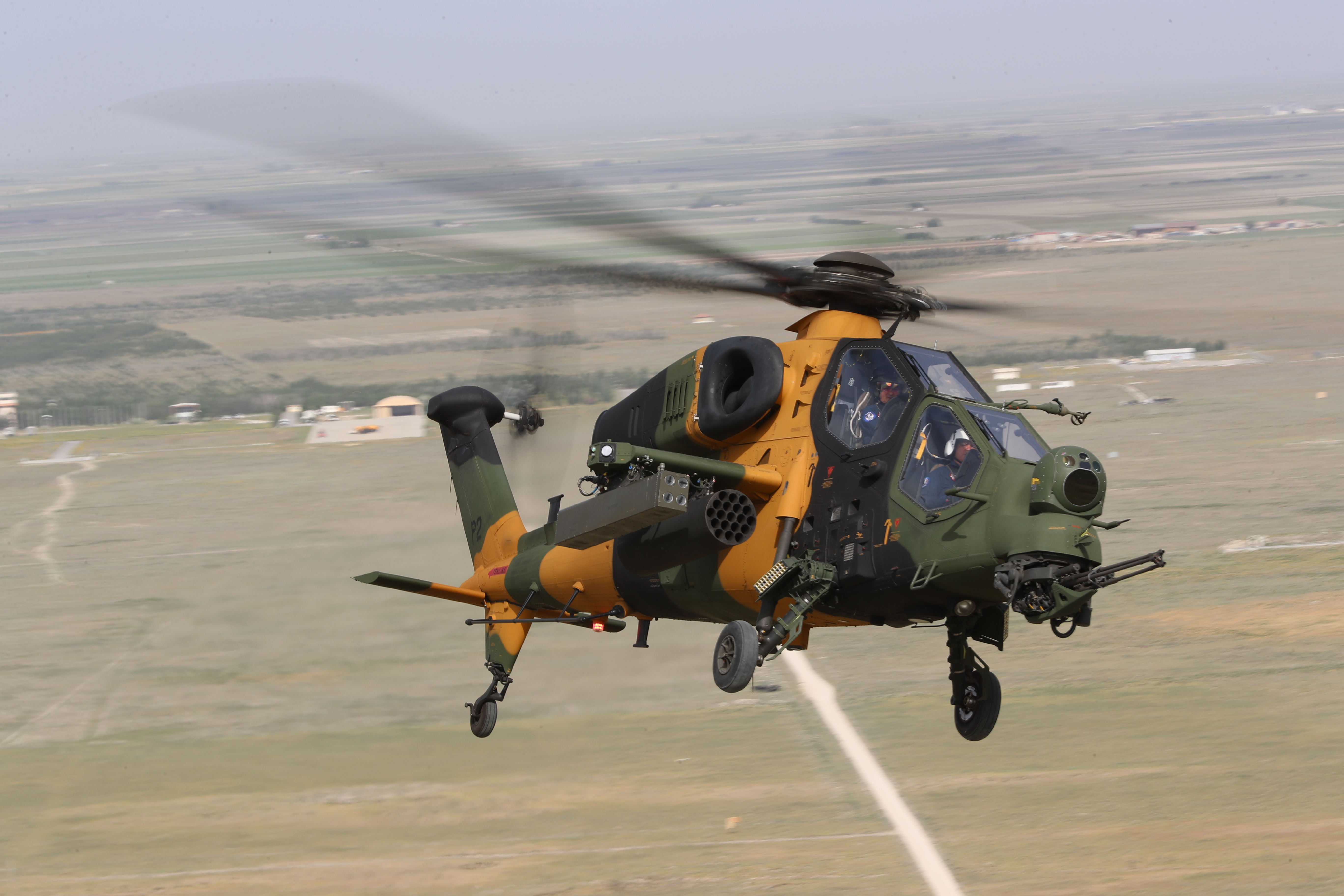 T129 ATAK Taarruz Ve Taktik Keşif Helikopteri